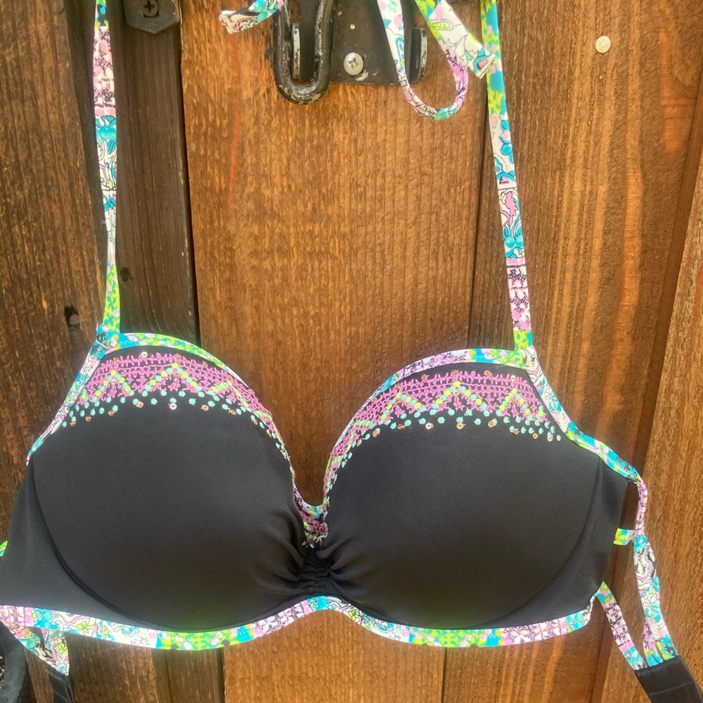 Bikini top